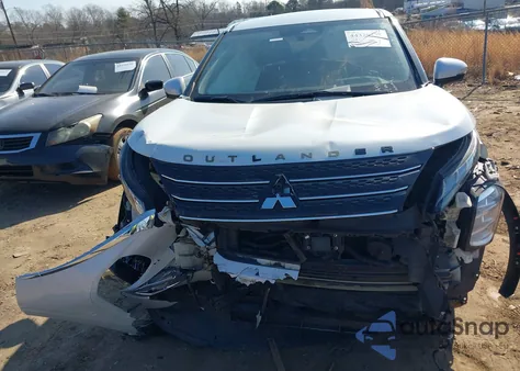 2022 Mitsubishi Outlander Black Edition 2Wd/Se 2.5 2Wd/Se Launch Edition 2Wd from USA, damaged, VIN JA4J3UA8XNZ011303